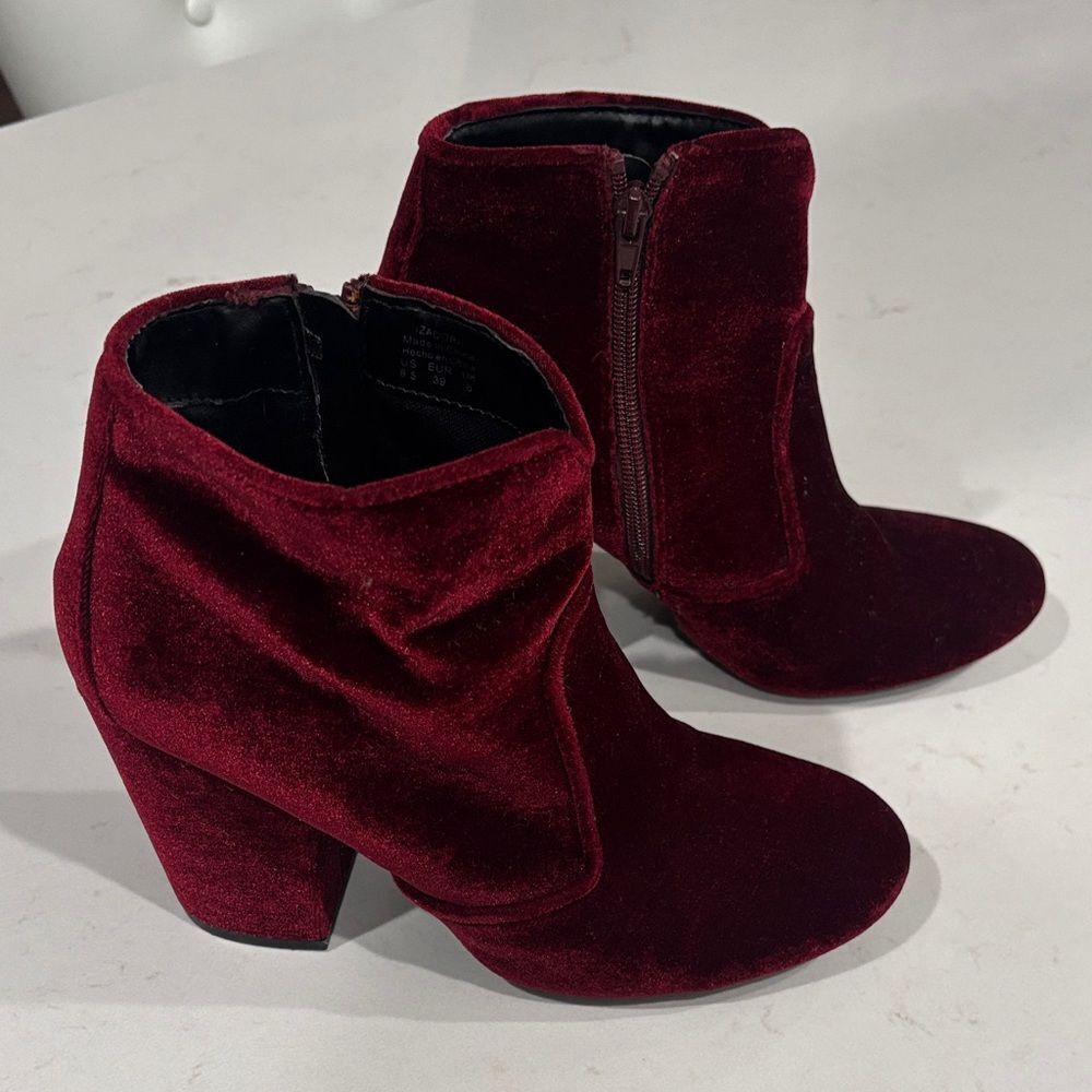 Mix No. 6 IZADORA - Deep Red Maroon Velvet Ankle Boots 8.5